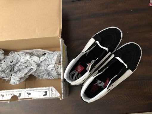 Peanuts x Sk8-Hi Reissue 'Joe Cool' Vans - Image 15