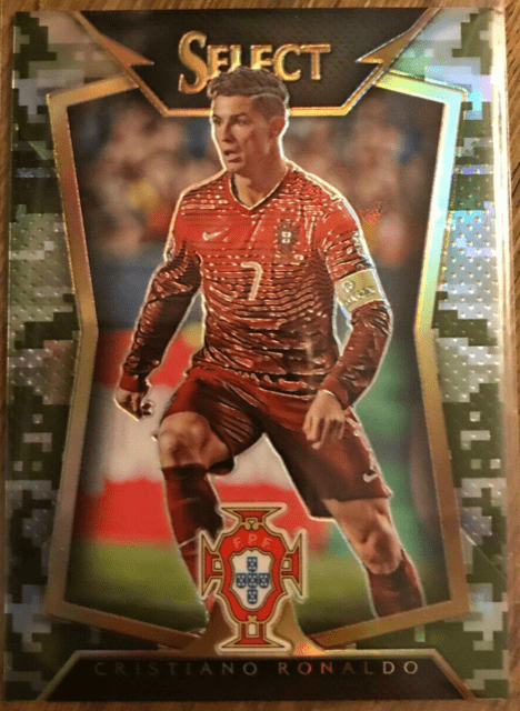 2015-16 SELECT Soccer CRISTIANO RONALDO base variation camo 249 700-750
